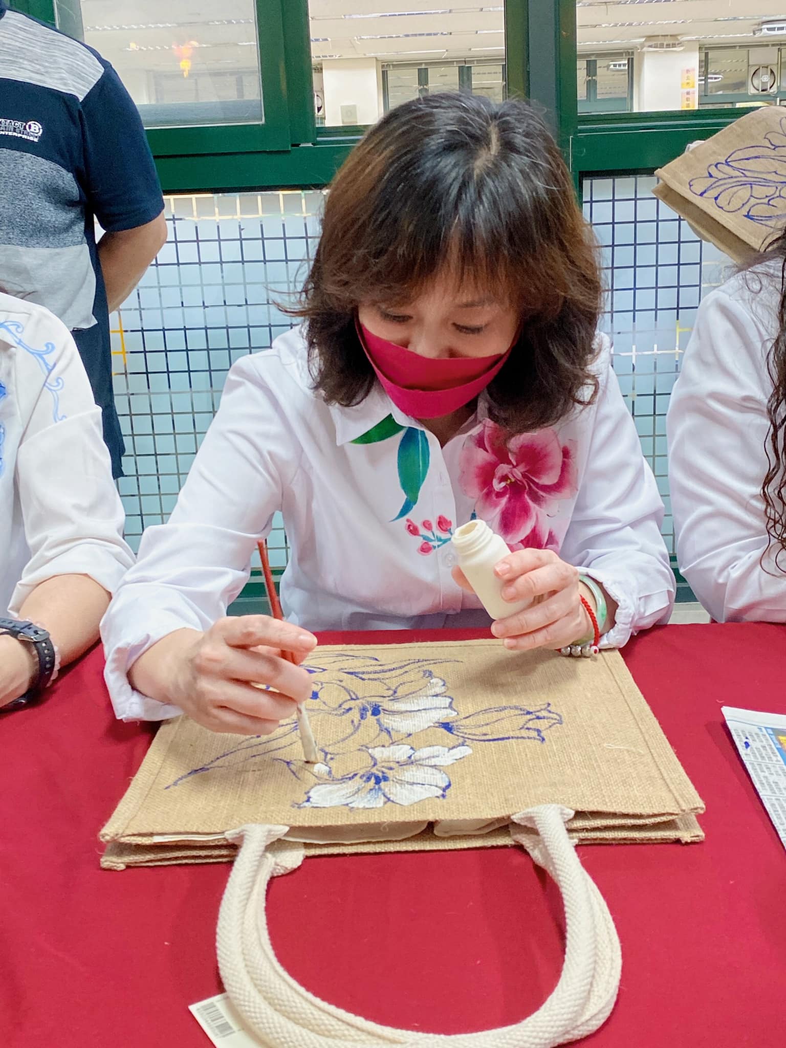 20220616「初妝-婦女大學師生聯展」春季特展，於鶯歌區公所樂陶藝文走廊-5