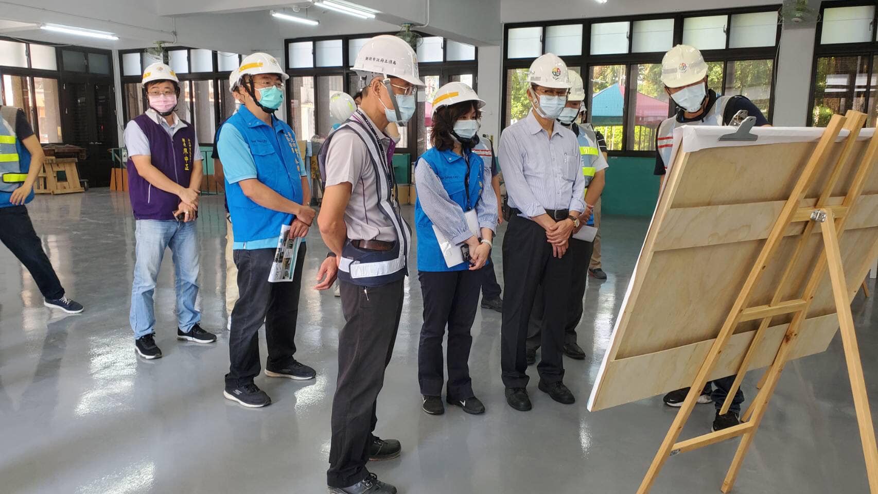 20220627新北市陳副市長純敬6月27日蒞臨鶯歌區視察，三鶯文創整合計劃及重慶橋視察工程進度-7