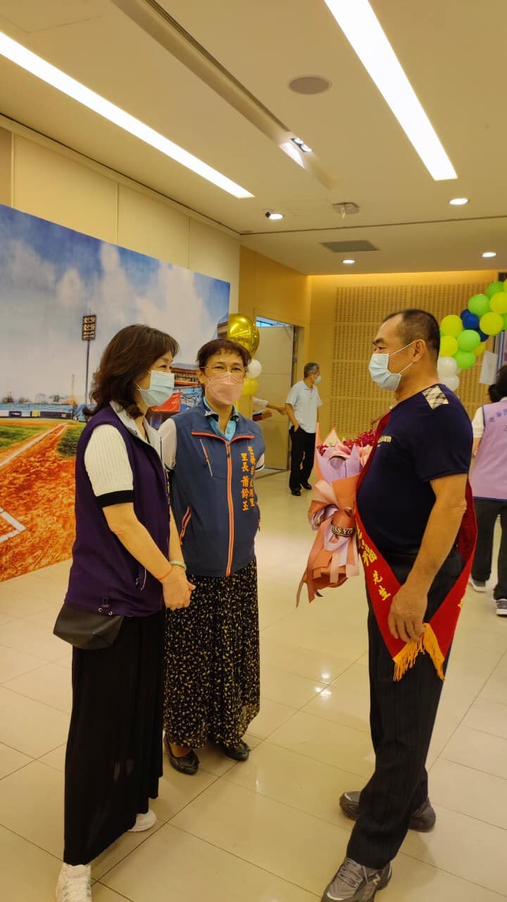 20220716恭喜 大湖里 劉進福先生，榮獲新北市111年度市級模範父親的殊榮-5