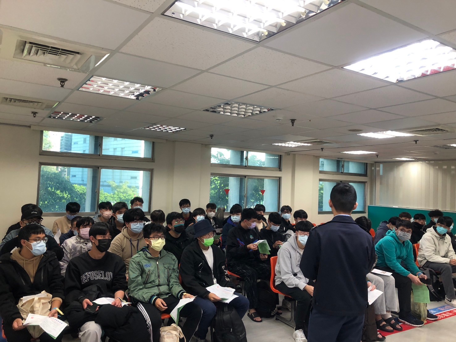 役男三重聯合醫院體檢-教官宣導-1